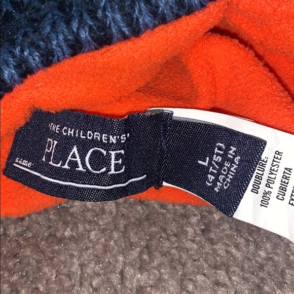 Set of Toddler Winter Hats and mittens - Picture 3 of 10